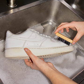 Prendre soin de vos sneakers - Guide complet d'entretien pour des chaussures impeccables